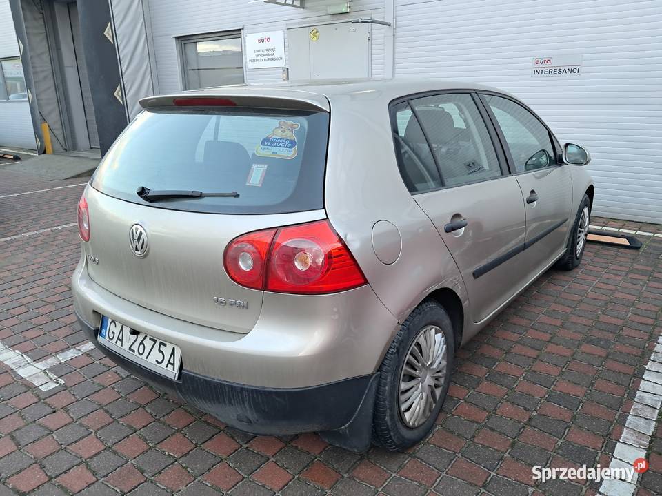Syndyk sprzeda Volkswagen Golf 5 16 benzyna pomorskie