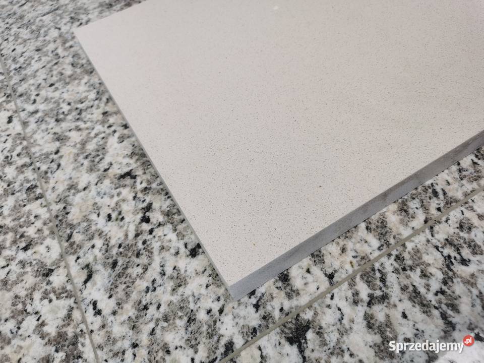 Płytka ze spieku kwarcowego BIANCO 30x30x2 poler Przemyśl