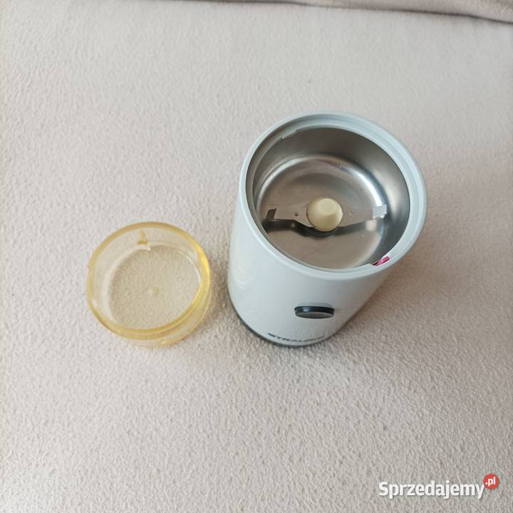 Elektryczny udarowy młynek do kawy Straume z