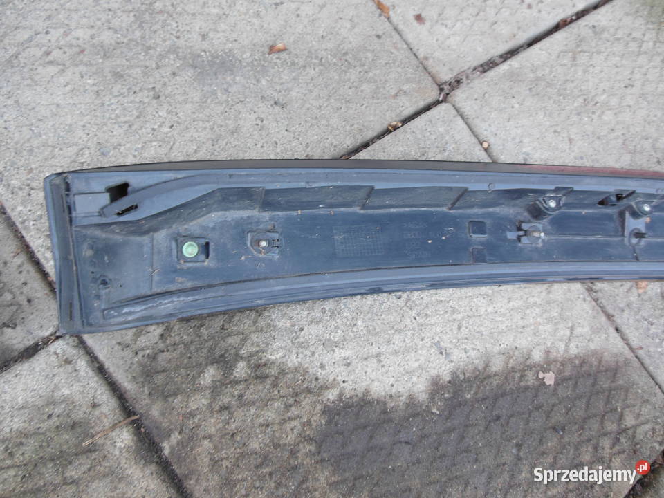 Lotka spoiler klapy bagażnika tył 4L0827933 AUDI Kozy