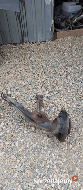 wahacz bmw e30 tył prawy beben Zawieszenie i amortyzacja