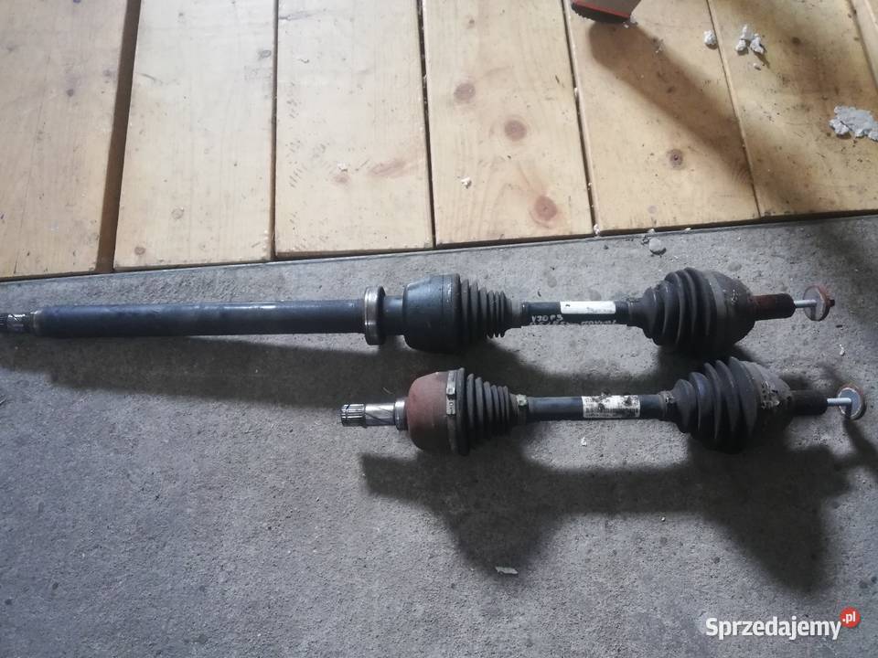 Półoś lewa i prawa Volvo V70 p3 2008r 24 D5 185 Szadek sprzedam