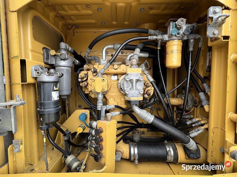 CAT 323 E pełny VAT Tuliszków