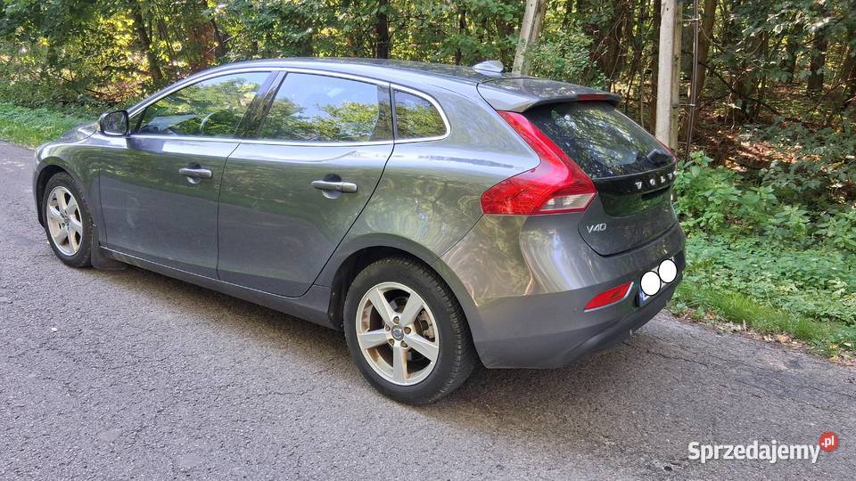 Volvo V40 2013r 16D D2 6BiegowyKsenon gniazdo USB sprzedam