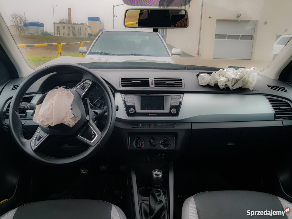 Soda Fabia III uszkodzona pierwszy właściciel Fabia Konin sprzedam