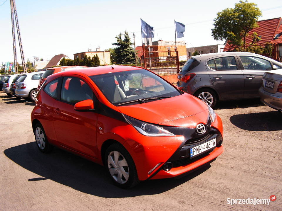 Toyota Aygo 10 benzyna 2016 r Aygo Września