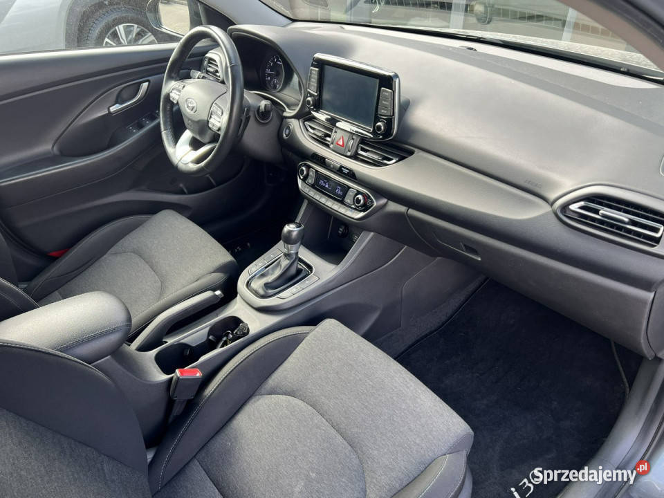 Hyundai i30 15 TGDI FASTBACK Smart 48V AT Piotrków Trybunalski