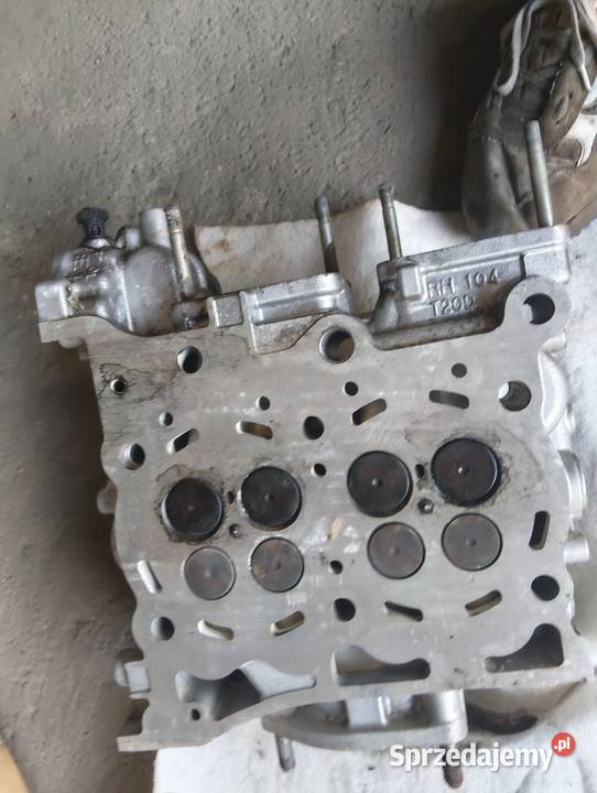 Sprzedam 2 głowicę Subaru Forester Lubasz sprzedam