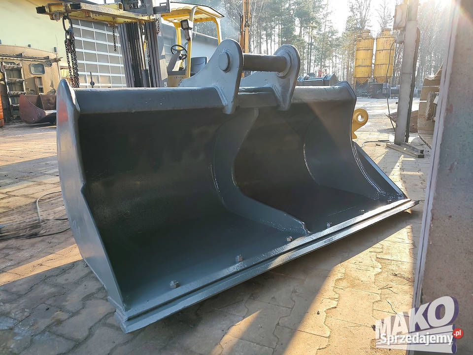 Łyżka skarpowa 180 Miller fi 80 sworzeń 80mm fi Ostrowiec Świętokrzyski