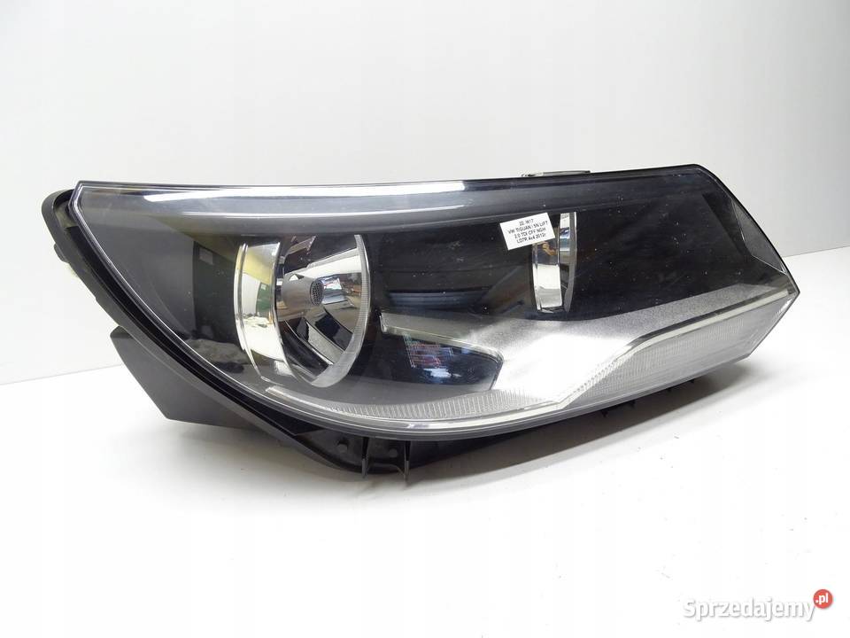 LAMPA REFLEKTOR PRAWA PRAWY PRZÓD PRZEDNIA VW