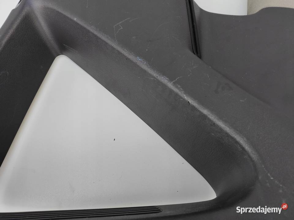 BOCZEK BAGAŻNIKA SŁUPKA LEWY MERCEDES A KLASA osobowe Wyposażenie wnętrza Nowy Tomyśl