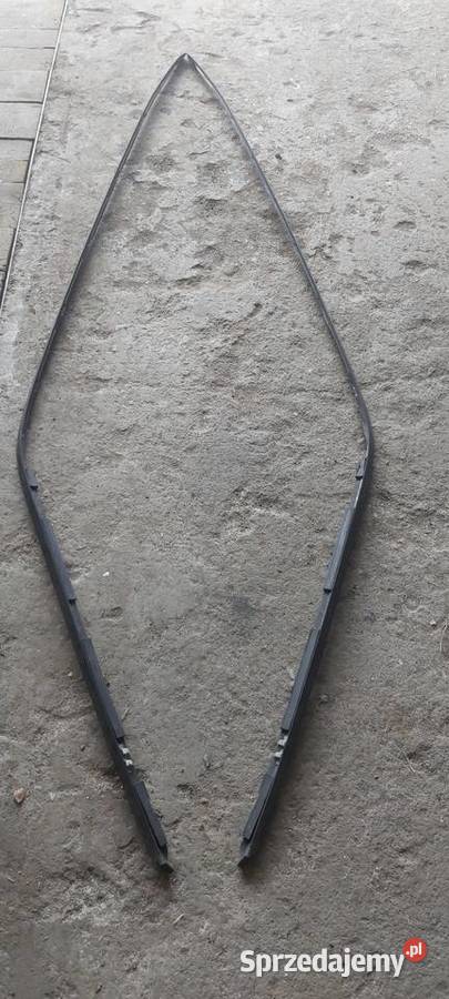 Listwy dachowe mercedes 190