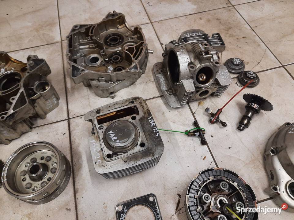 Yamaha YBR 125 silnik części głowica wał Silniki i osprzęt sprzedam