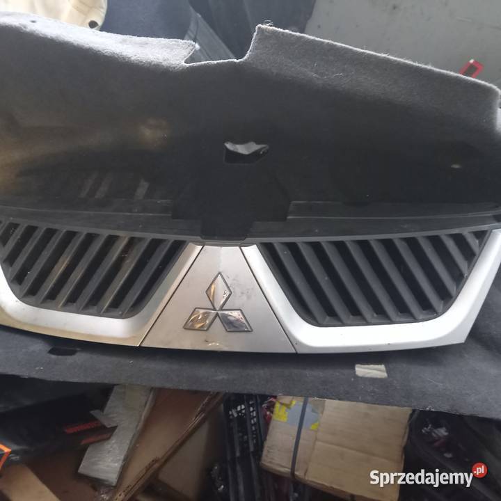 Grill atrapa Outlander II FL osobowe Stare Babice