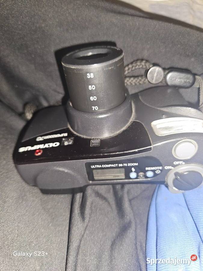 Aparat analogowy OLIMPUS SUPERZOOM 70 sprzedam