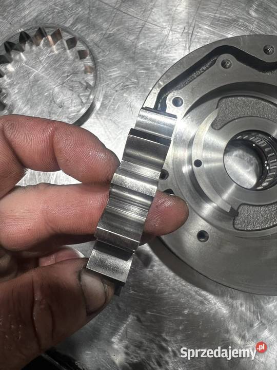 Pompa oleju 5HP24 Audi Podzespoły skrzyń biegów Rachowice sprzedam