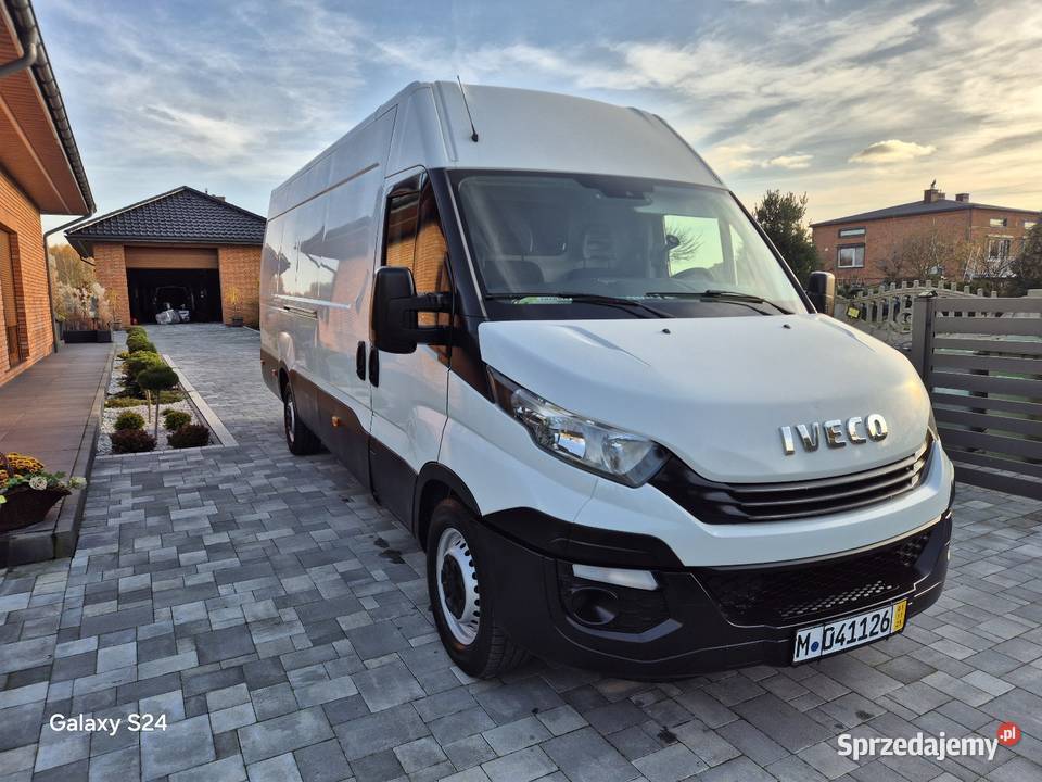 IVECO świeżo sprowadzoneAutomat pięknemały Zelów