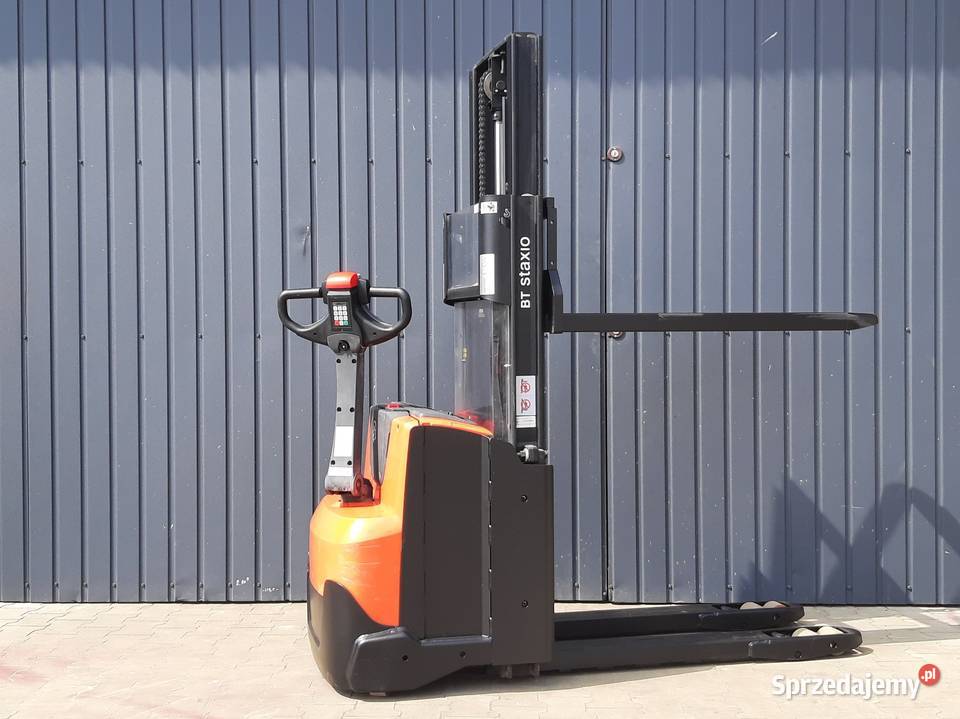 Paletowy wózek elektryk z masztem mała Celiny