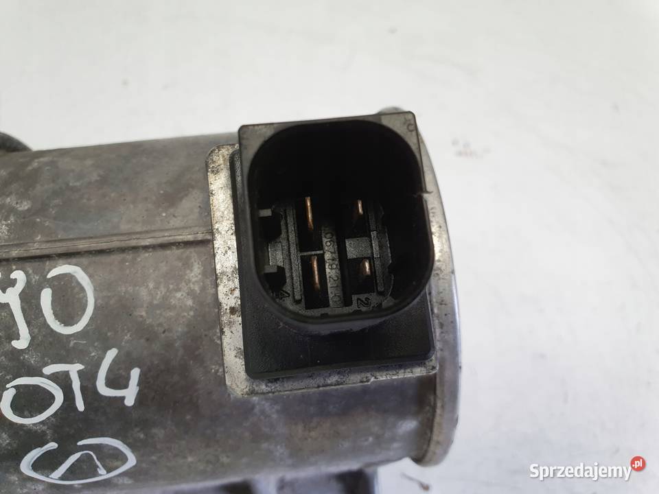 Volvo V90 20 T T4 TURBO POMPA WODY 31368715