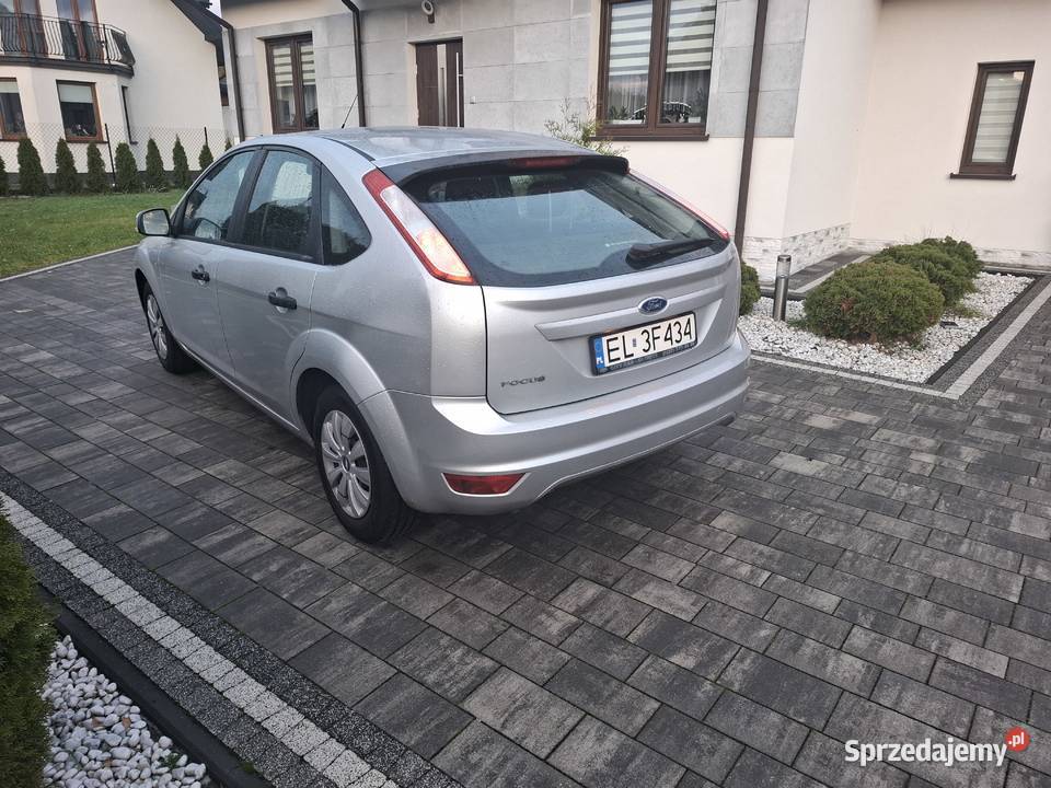 Focus 2010r 14 benzyna 80KM Łochów sprzedam