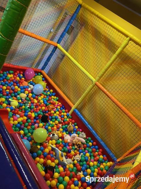 Małpi gaj Plac zabaw Figloraj Brzeziny