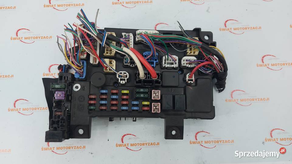 OUTLANDER PHEV 20 200 hybrid 15r skrzynka Kielce sprzedam