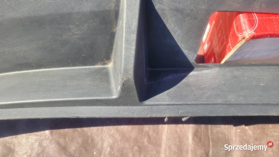 DOKŁADKA SPOILER ZEDRZAKA TYŁ SEAT LEON śląskie Ruda Śląska sprzedam