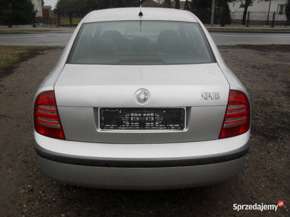 SKODA SUPERB 18TURBO Mały przebieg