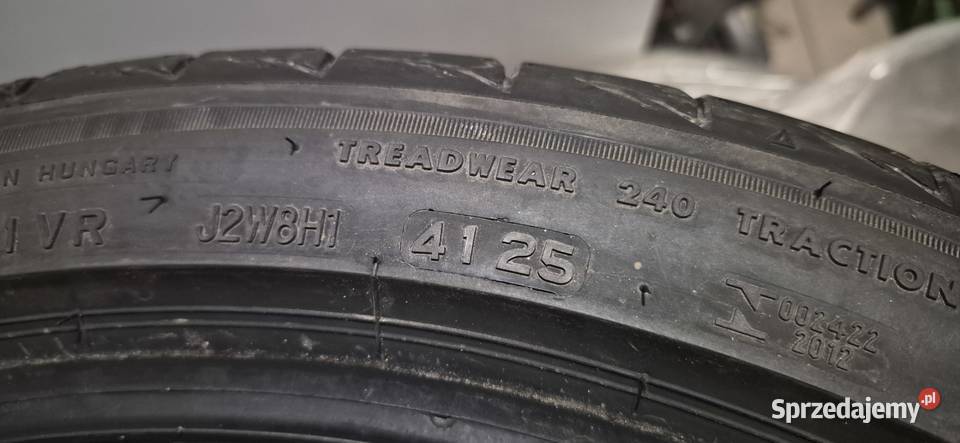 Opony Bridgestone Potenza S005 225 40 19 Gorzew