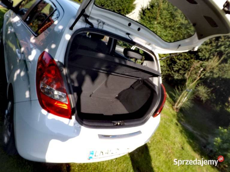 Sprzedam Hyundai i20 silnik 12 o mocy 78 Motoryzacja sprzedam