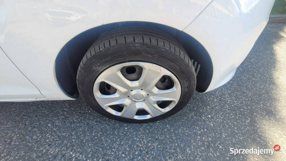 Ford Fiesta Ford Fiesta na raty bez BIK KRD 82KM