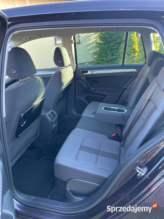 VW Spotrtsvan 2016r automat 16 TDI115