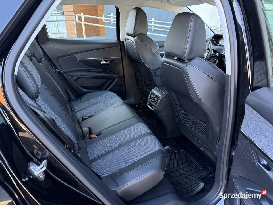 Peugeot 3008 15 diesel 130 automat ALLURE salon Gniezno