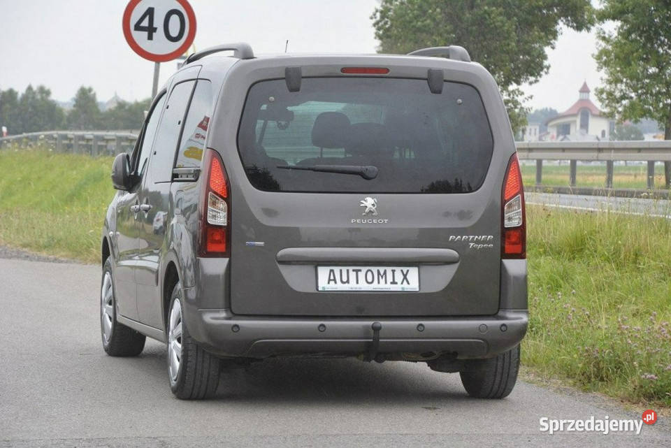 Peugeot Partner 12Turbo nawi Car Play serwisie komputer pokładowy