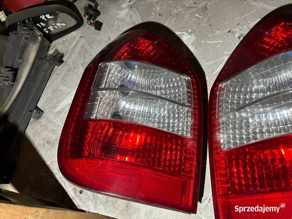 Lampa prawy lewy tył Opel zafira A lift Kęty
