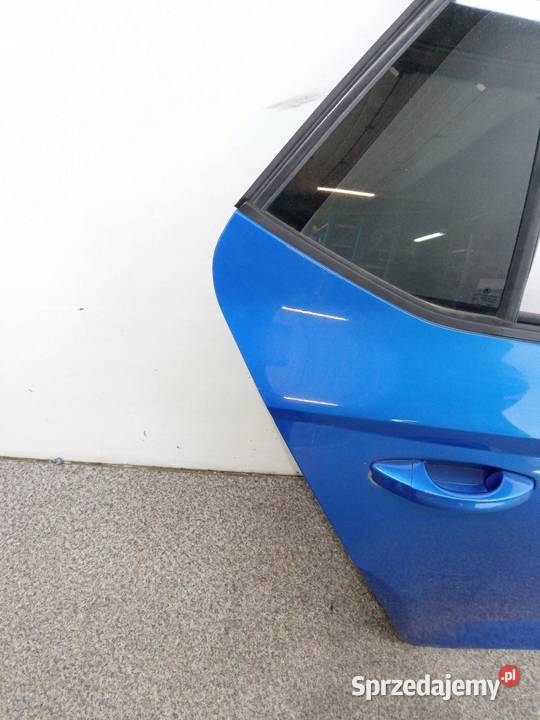 DRZWI PRAWE TYŁ 5D HB NIEBIESKIE Skoda Fabia III osobowe