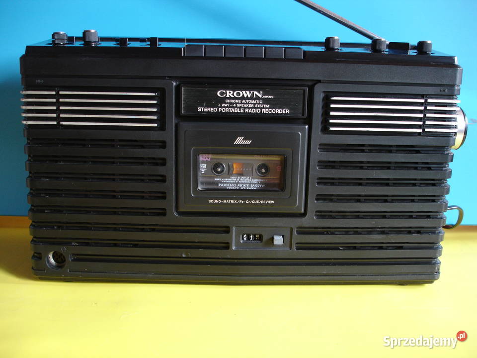 Radiomagnetofon CROWN CSC-630FW