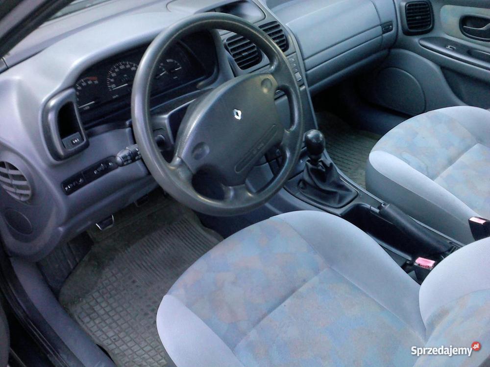 Renault Laguna kombi 20 BG radio / CD