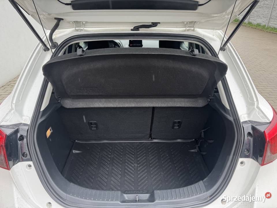 Mazda 2 2018r 67 przebiegu 15 skyactiv Miękisz Nowy