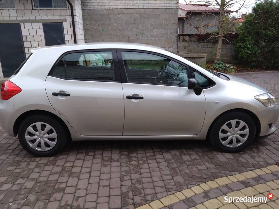 Toyota Auris 14 d 90