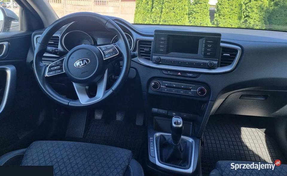 Kia Ceed 16 CRDI Hybryda MHEV 135 2021r Gołuchów