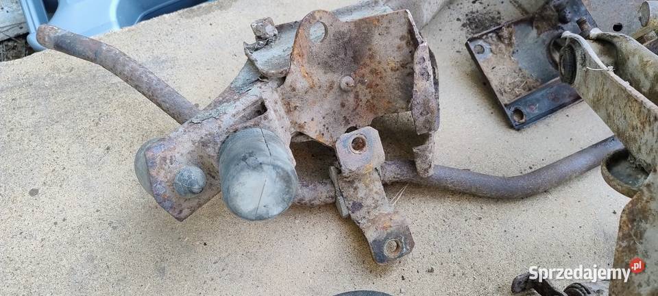 Fiat 132 części Belki zawieszenia