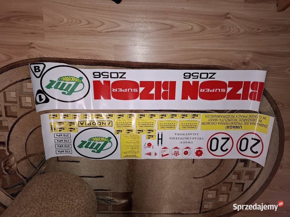 Kaplet naklejek na kombajn BIZON Zbożowe Kombajny Leżajsk sprzedam