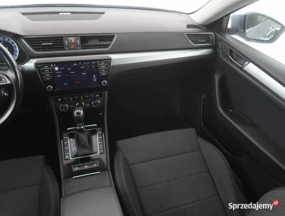 Skoda Superb 16 TDI światła do jazdy dziennej Bielany Wrocławskie