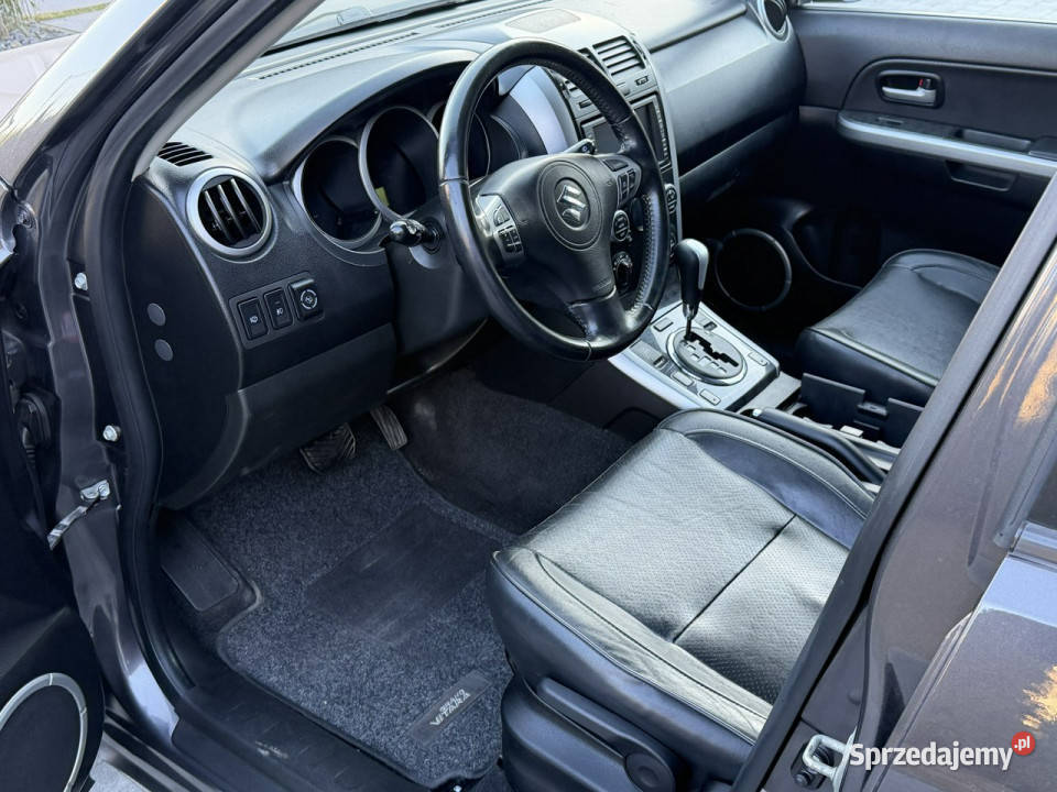 Suzuki Grand Vitara 24 AUTOMAT LPG 140tyśkm Full automatyczna Chechło sprzedam