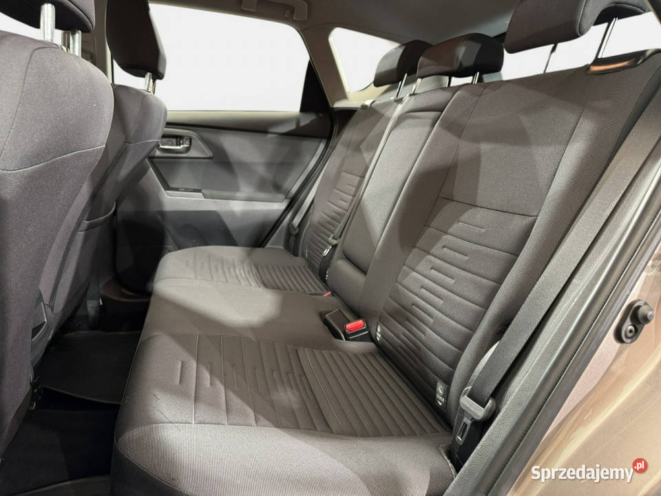 Toyota Auris 16 132 M6 20152016 r salon przebieg małopolskie Myślenice sprzedam