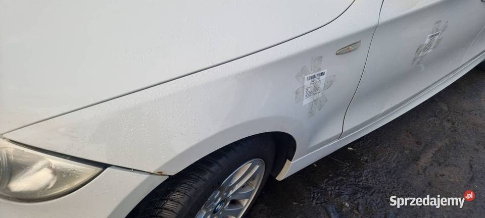 BŁOTNIK LEWY PRZÓD BMW SERIA 1 E87 ALPINWEISS osobowe Części samochodowe kujawsko-pomorskie Lipno