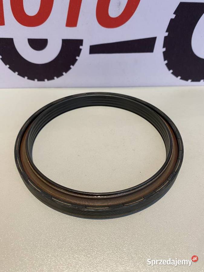 Uszczelniacz wału korbowego Case Holland Steyr Silnik i osprzęt