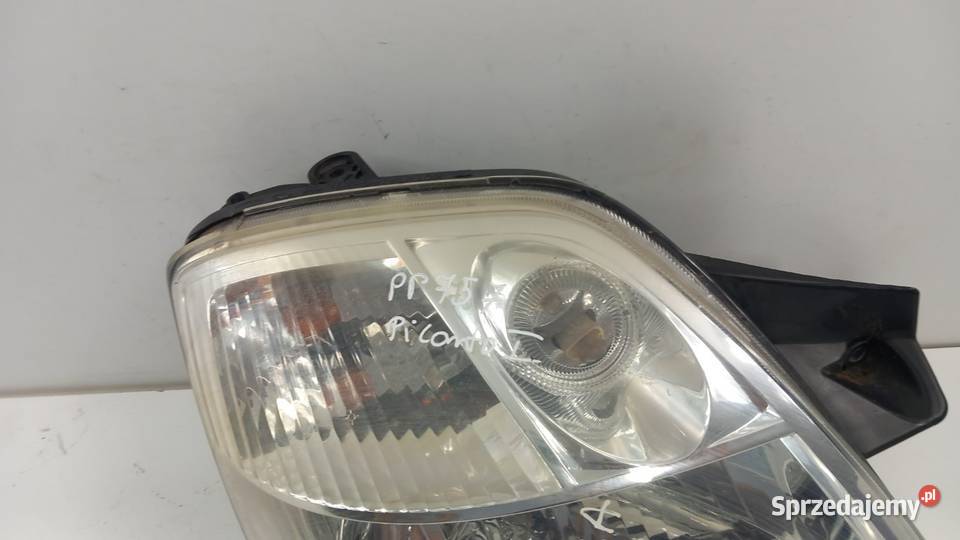 KIA PICANTO I LAMPA PRZÓD PRAWA Zbierkowo