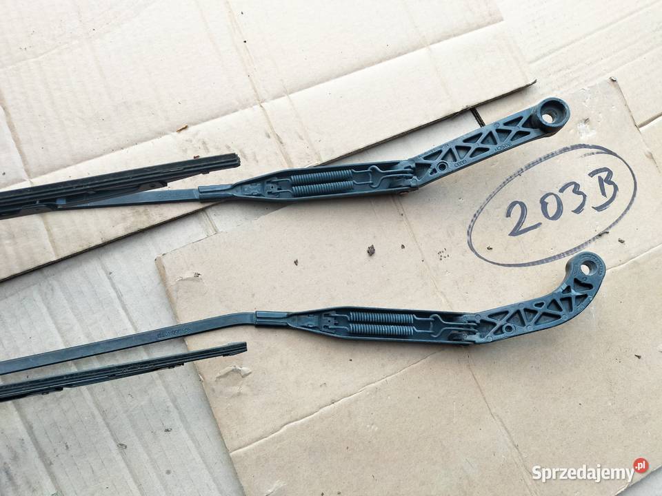 AUDI 80B3 80 B3 RAMIONA WYCIERACZEK lubelskie Kamień-Kolonia